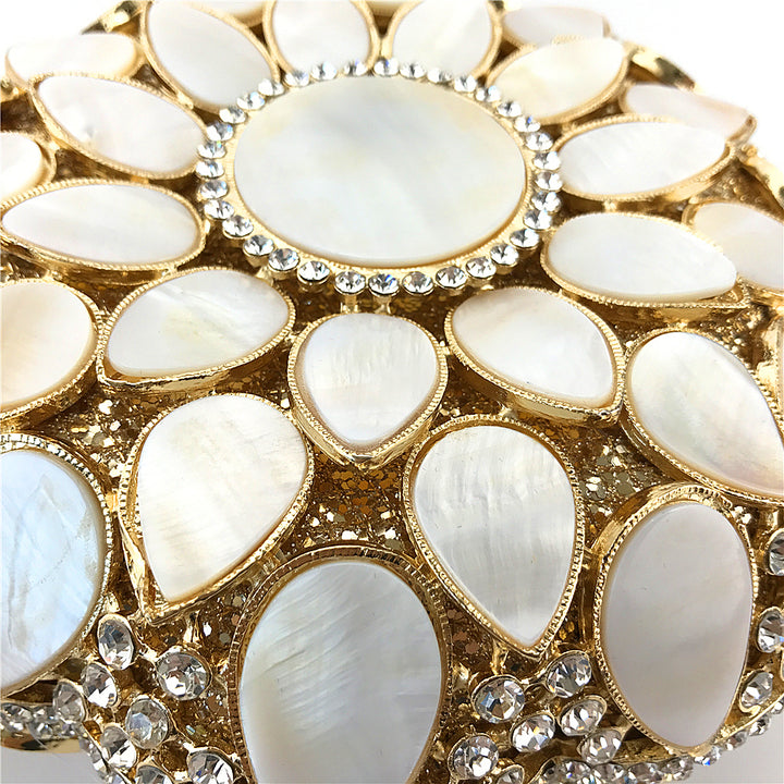 White pearl fancy handbag | Malachite.uae.