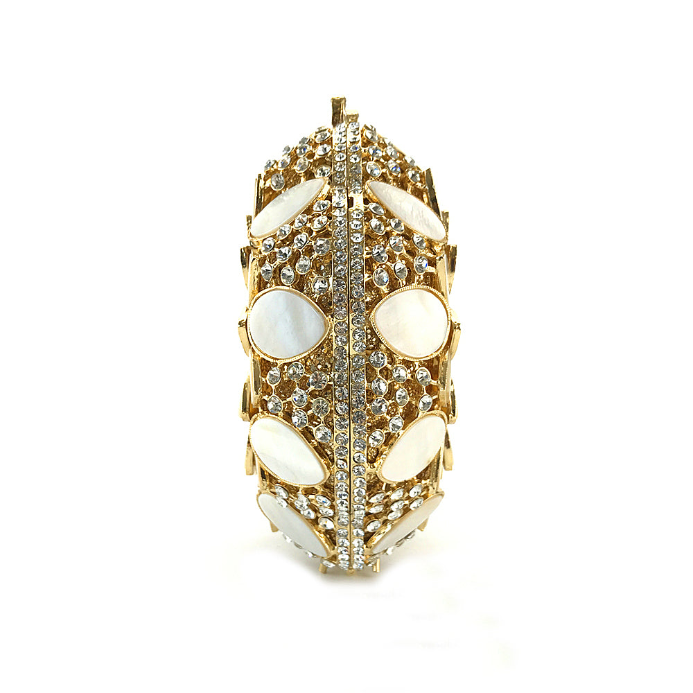 White pearl fancy handbag | Malachite.uae.