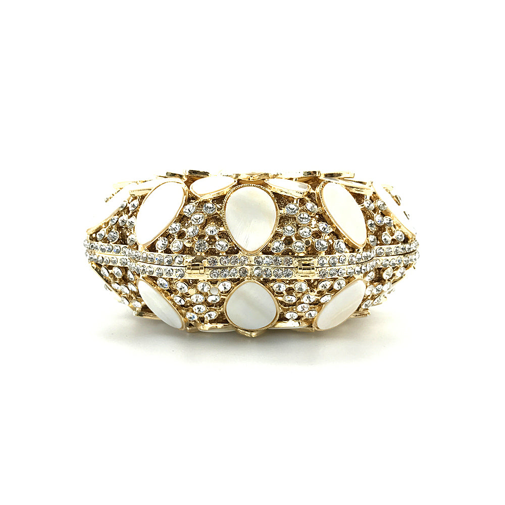 White pearl fancy handbag | Malachite.uae.